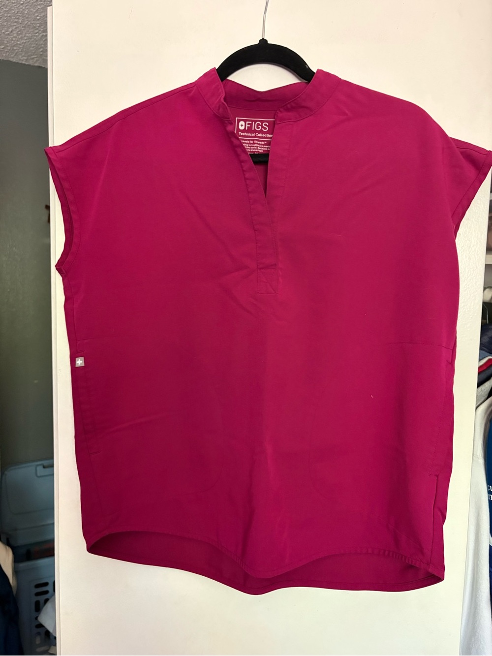 FIGS Women's Magenta Split V Mock Neck Scrub Tunic